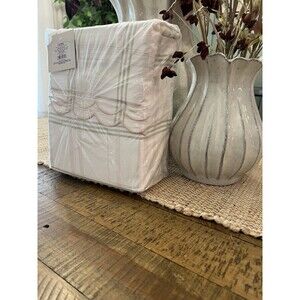 Full 300 Thread Count Scalloped Edge Plaid Sheet Set Cream/Green - Threshold NEW